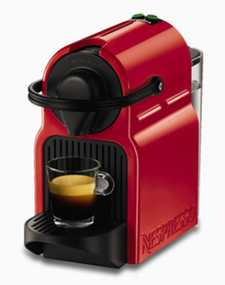 深紅咖啡機 設計與功能的完美融合